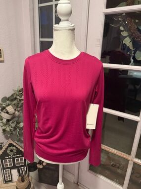 Lululemon Women’s Swiftly Breathe Long-Sleeve Knit Top in Berry